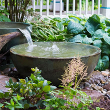 Aquascape Spillway Basin 21-inch decorative feature with water spillway, black finish, suitable for pond and water garden installations.