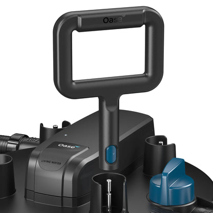 Oase FiltoClear 15500 pressure filter for pond filtration, featuring 84W power and durable filter media.